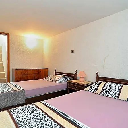 811 Hotel 3*
